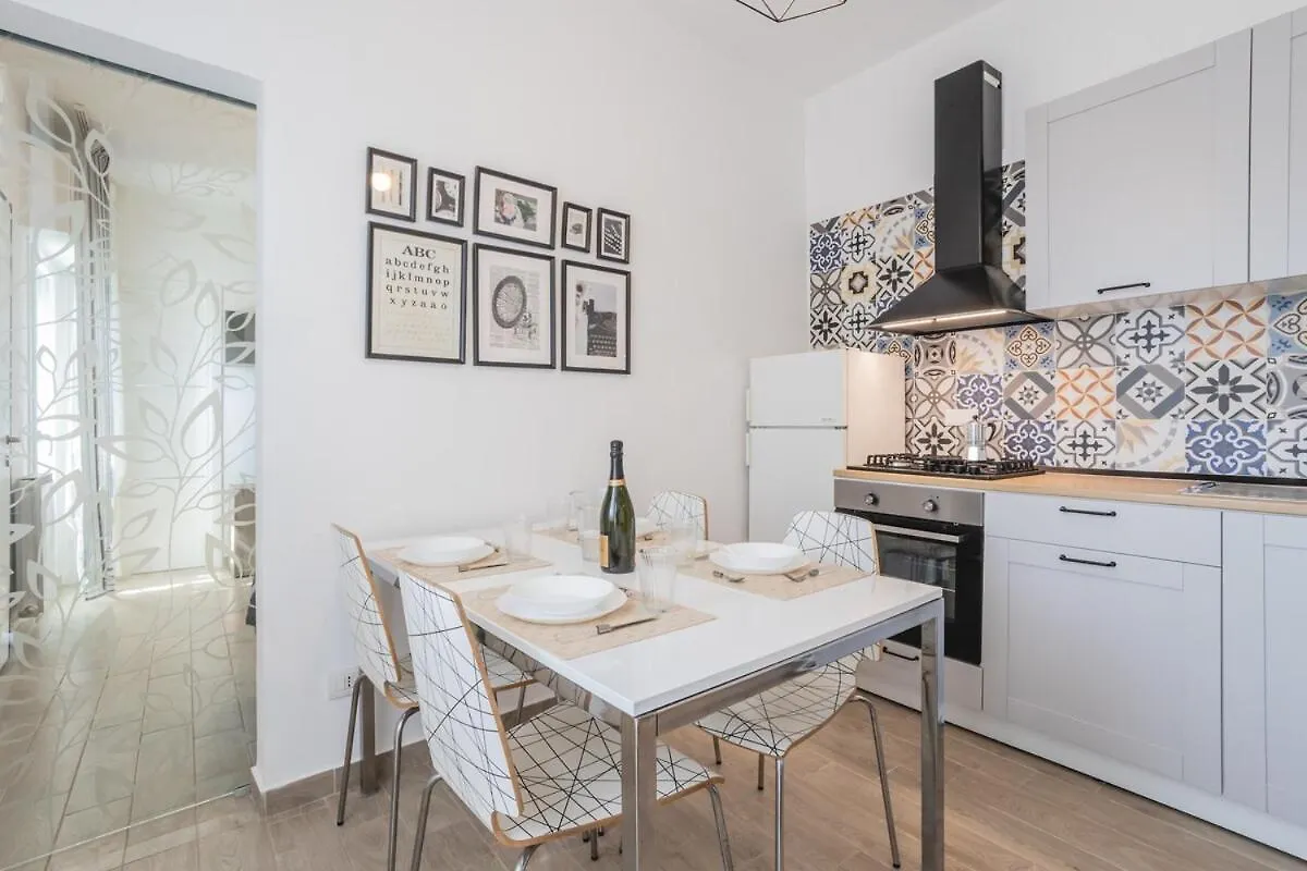 Splendido Appartamento Con Parcheggio E Terrazza Riccione